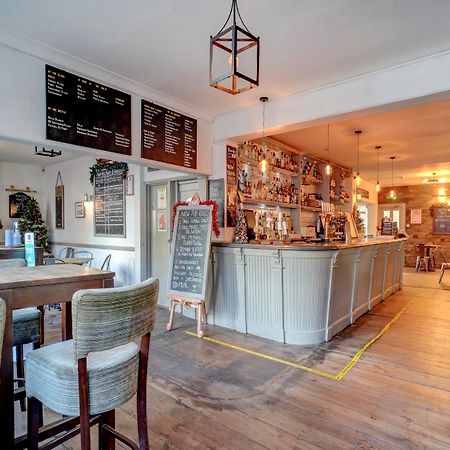 George & Dragon Inn Chichester Exteriör bild